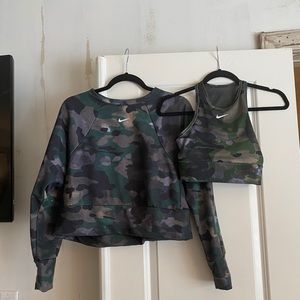 CAMO NIKE SPORTS BRA AND TOP SET